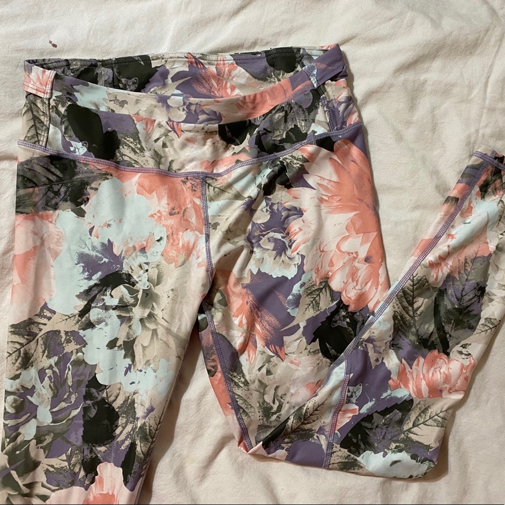 Floral athletic leggings